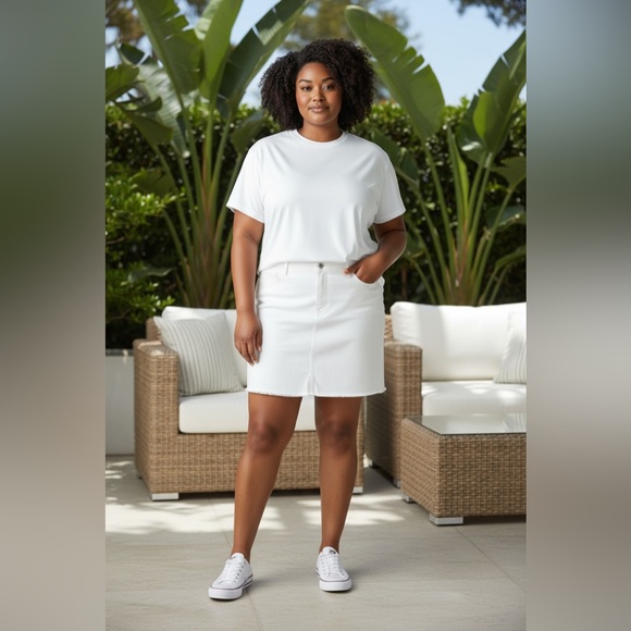 Vineyard Vines White Mini Skirt - Picture 6 of 11